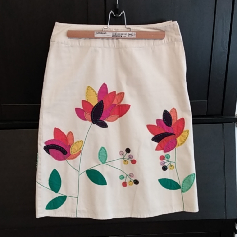 Boden - Floral Applique A-Line Skirt - Size 6